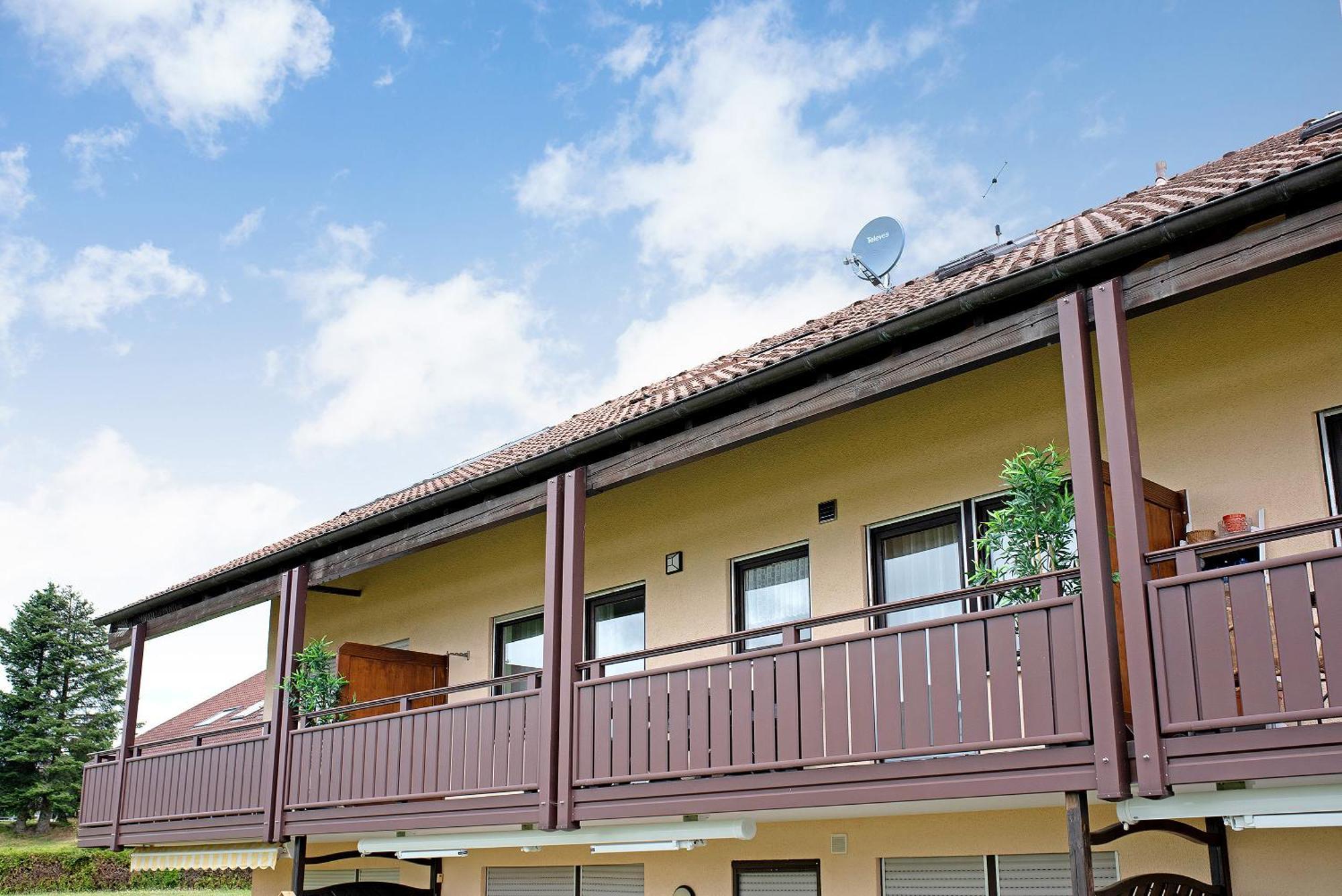 Ado Ferienwohnung Grafenhausen Ngoại thất bức ảnh